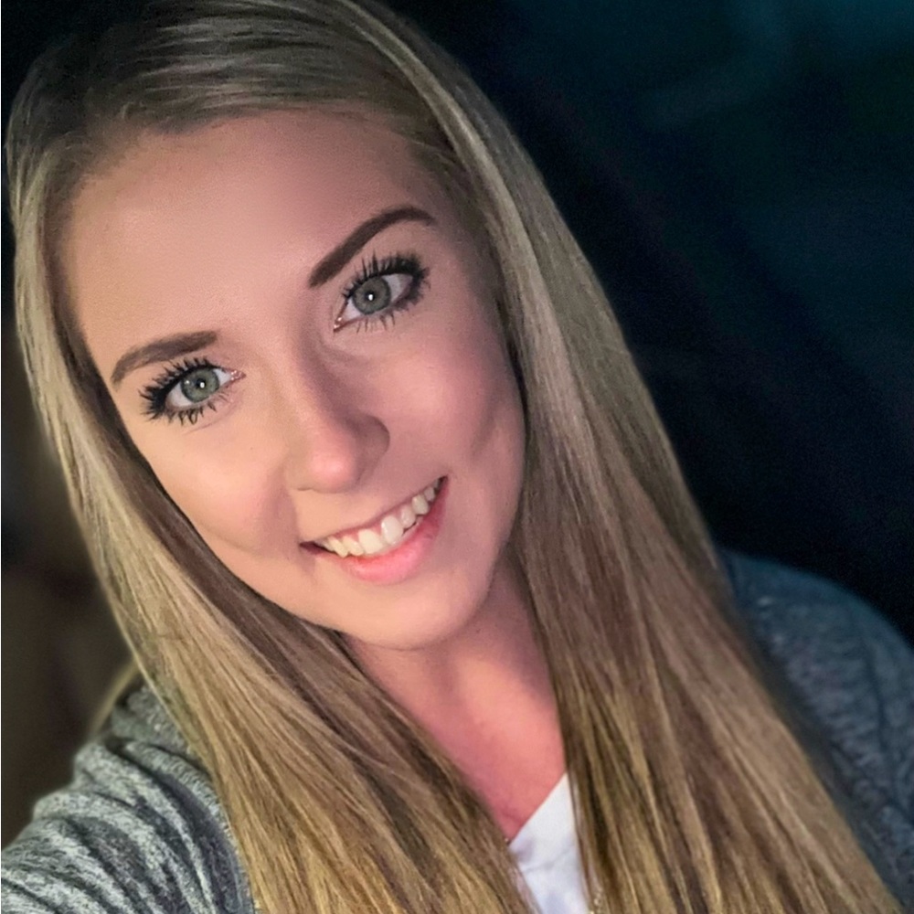 Meet your Posher, Mallory
